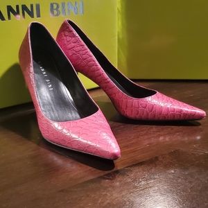 Gianni Bini heels,  7 1/2, pink